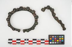 Foto von Bronzeknotenarmreif (NHMW-PRAE-025381)